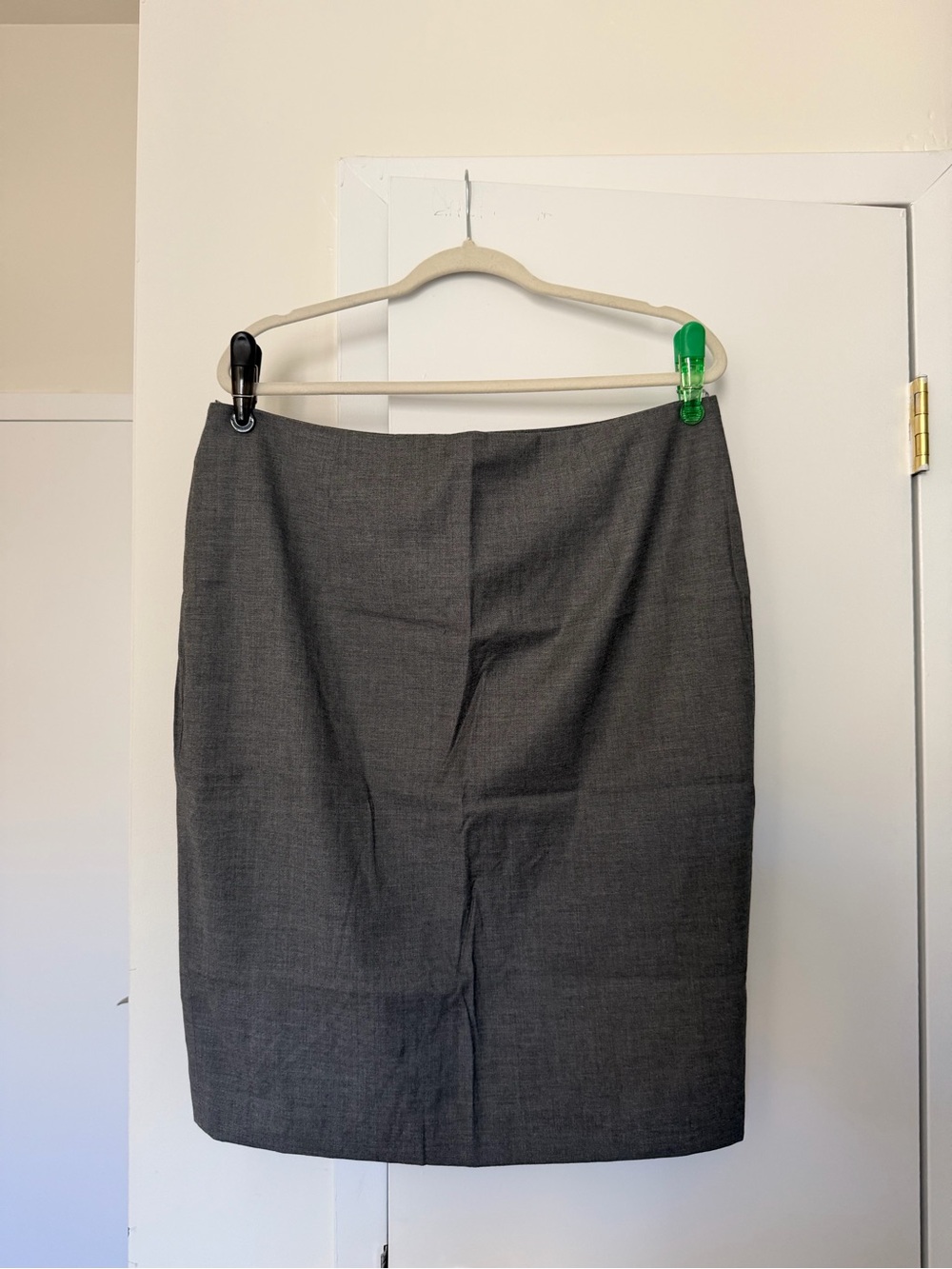 Hugo Boss Dark Charcoal Gray Pencil Skirt